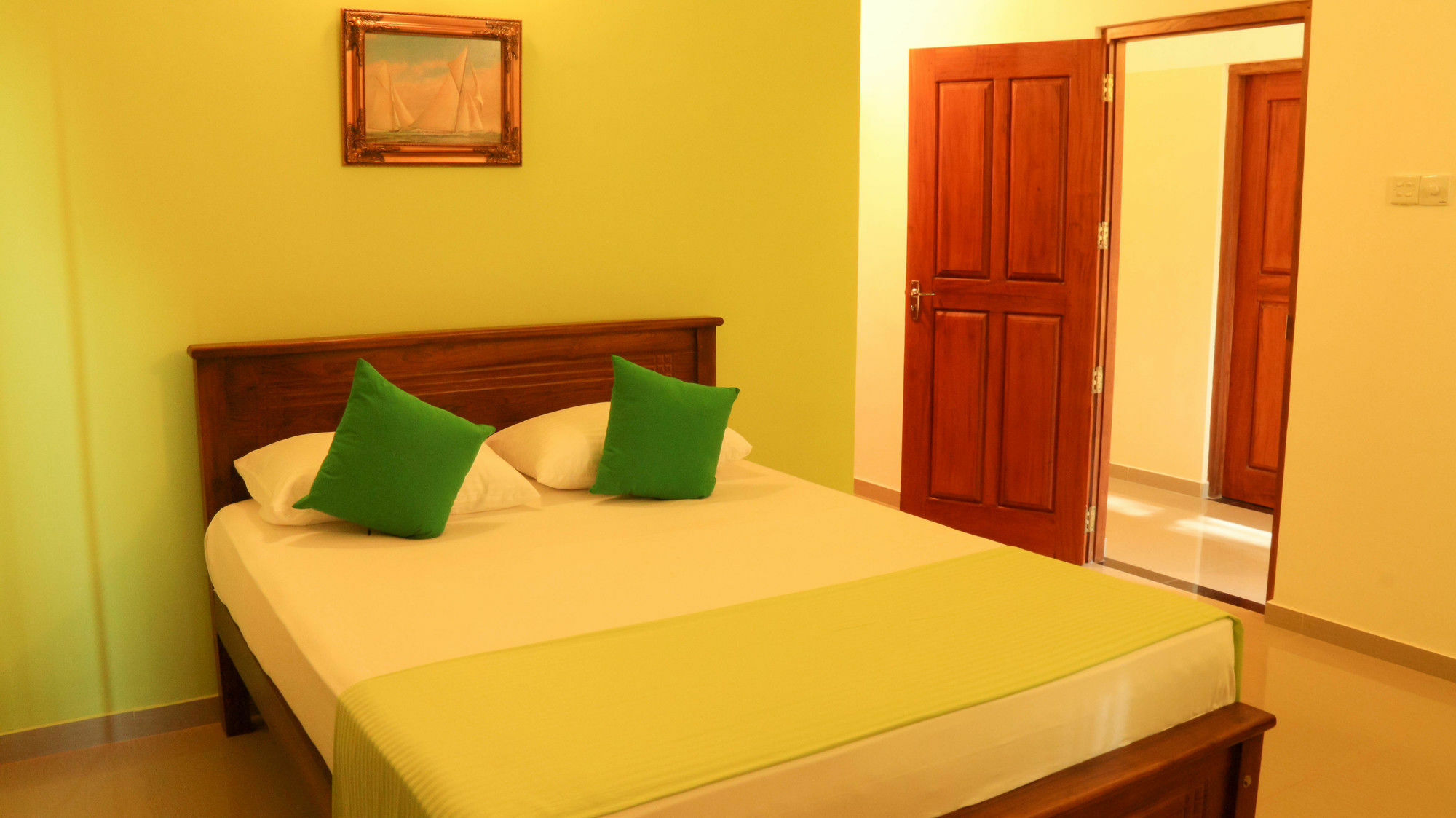 Ziegler Hotel 2*